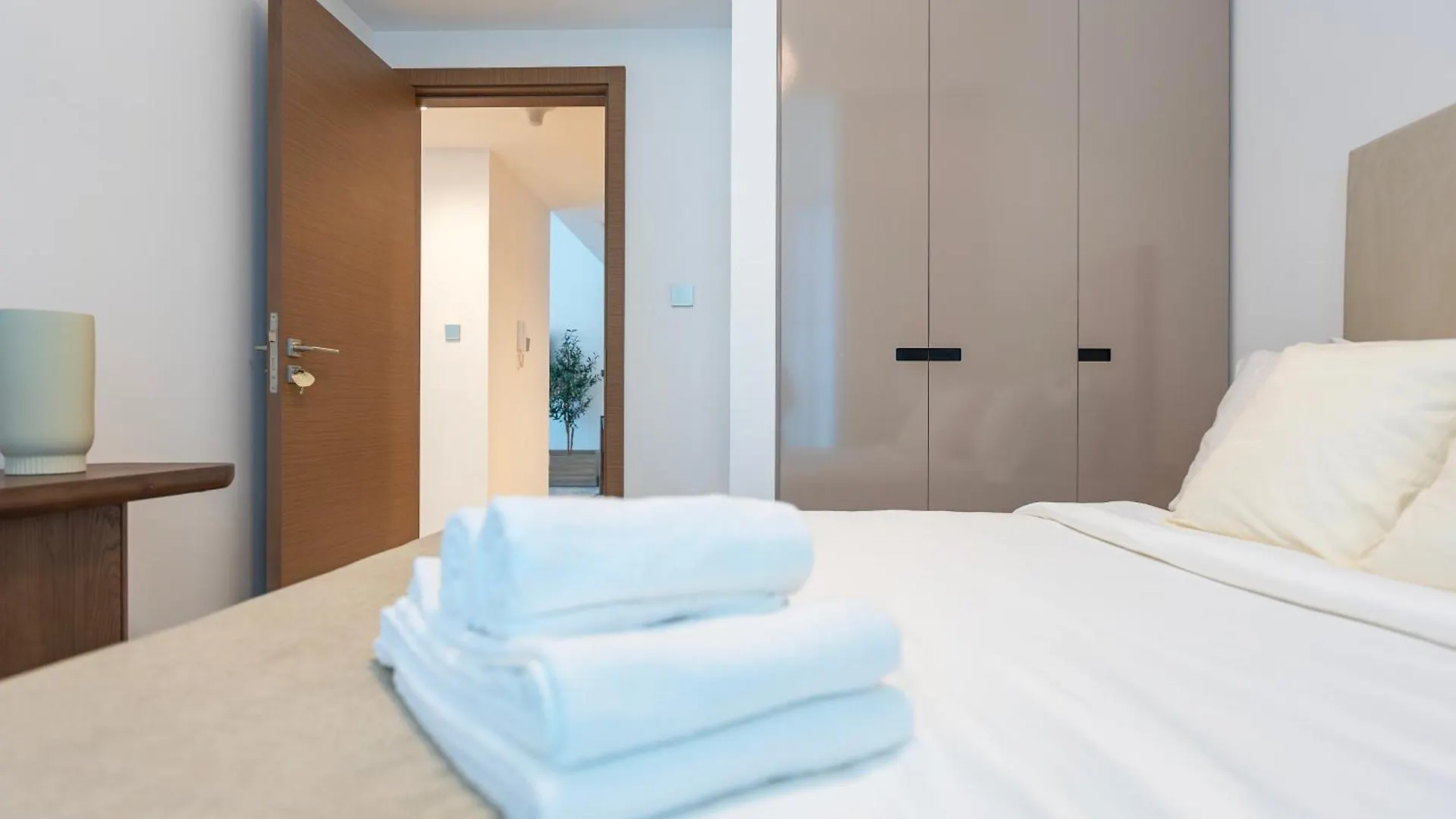 Elegant 2-Bedroom Apartment, Branded & Luxury Amenities Dubai Appartement