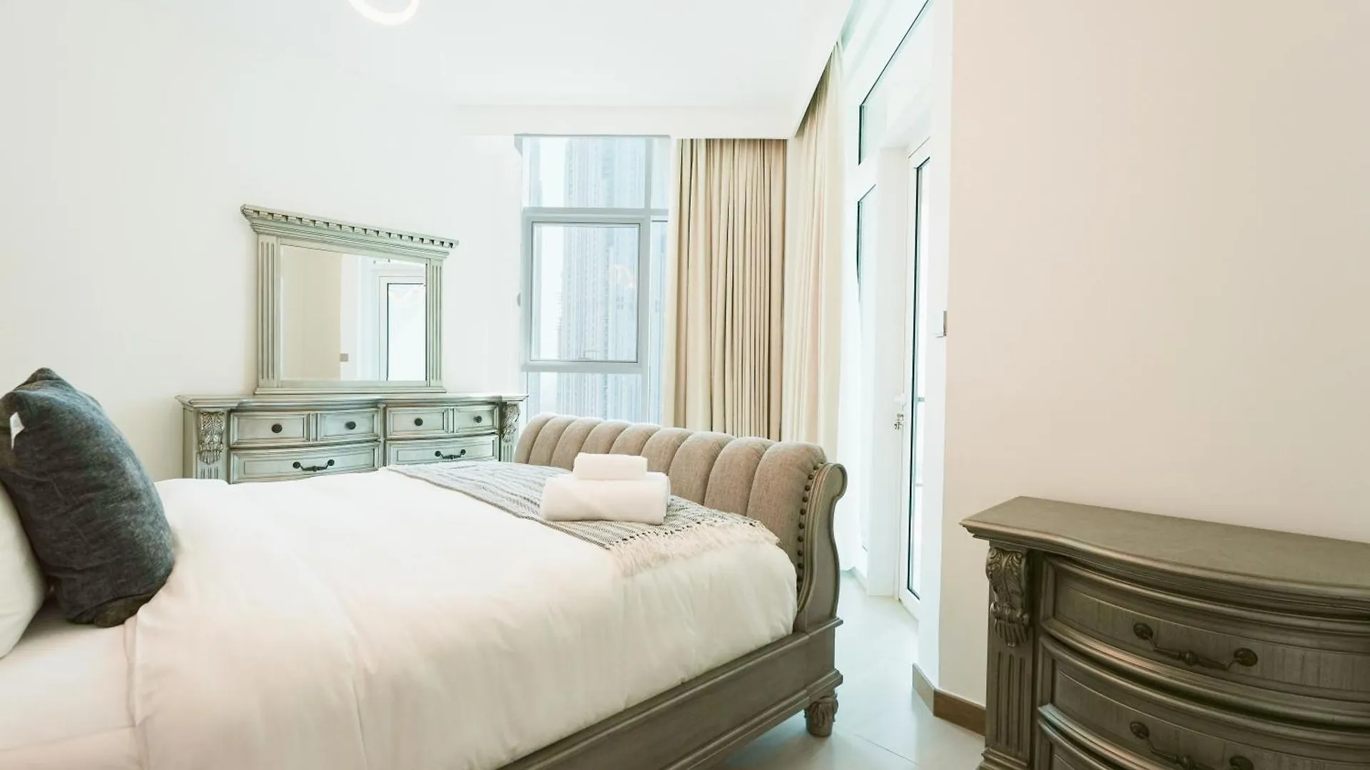 Appartement Elegant 2-Bedroom Apartment, Branded & Luxury Amenities Dubai