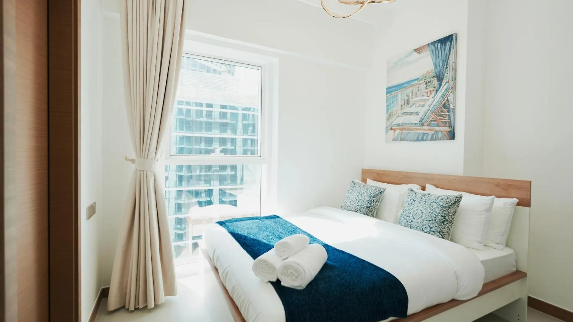 Elegant 2-Bedroom Apartment, Branded & Luxury Amenities Dubai