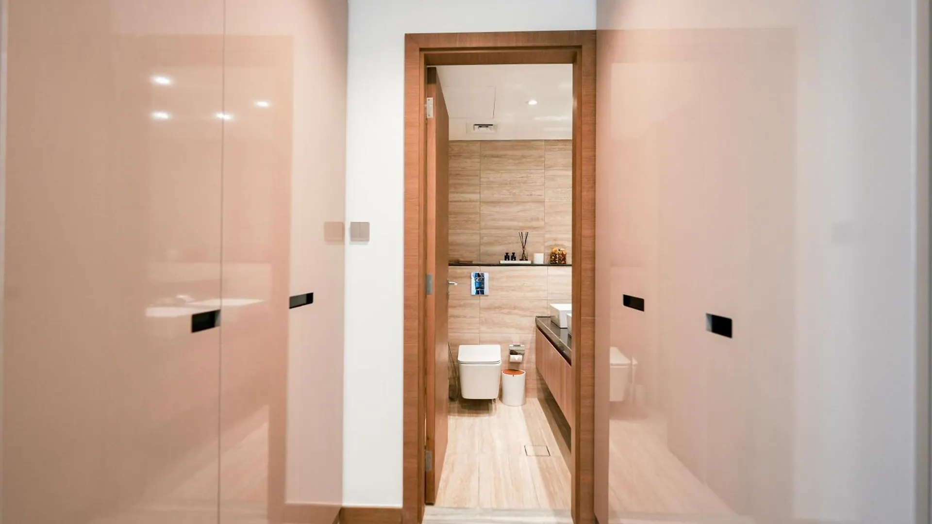 Appartement Elegant 2-Bedroom Apartment, Branded & Luxury Amenities Dubai